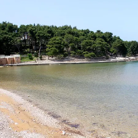 Appartement With Parking Space Jelsa, Hvar - 4040